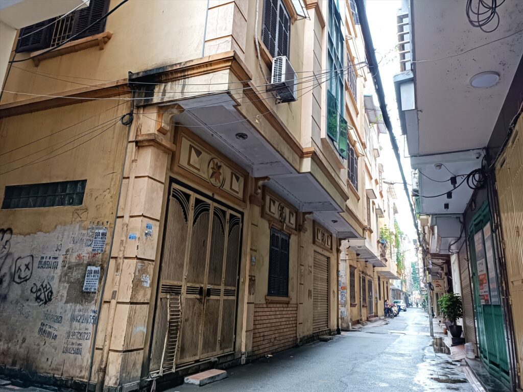 nhà trong ngõ