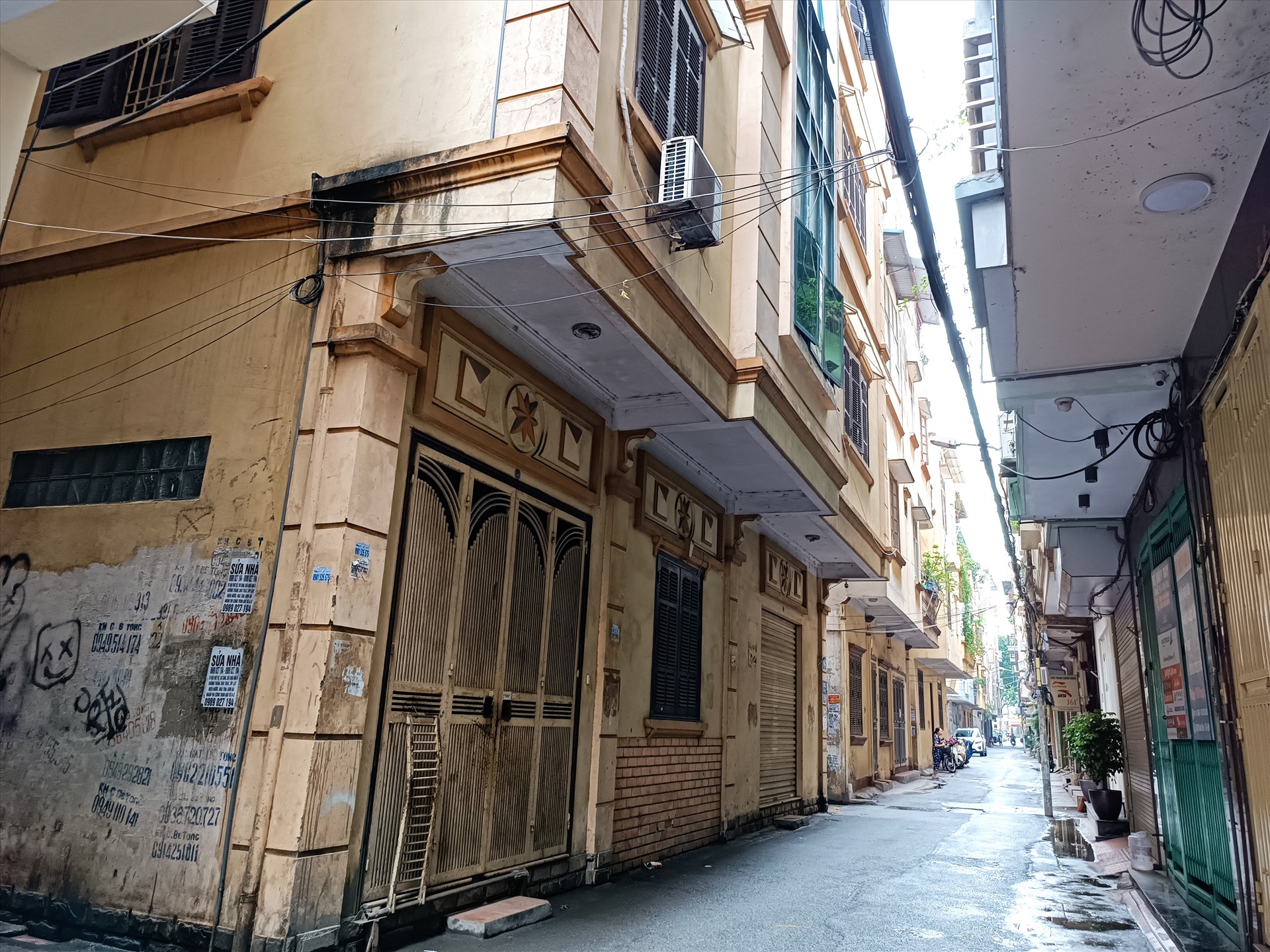 nhà trong ngõ